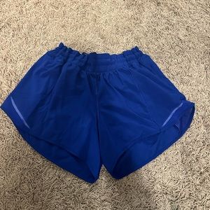lululemon hotty hot shorts size 8 blue